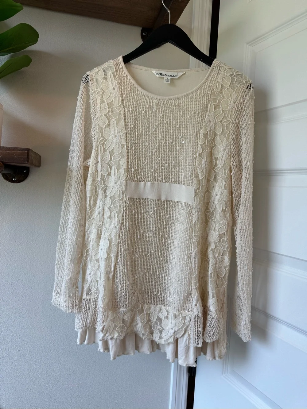 Tantrums Cream Lace/crochet knit Top